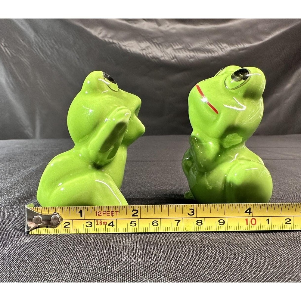 Vintage 1986 Artmark Froggy Frog Salt Pepper Shakers Ceramic Taiwan w/ Box - Picture 9 of 9